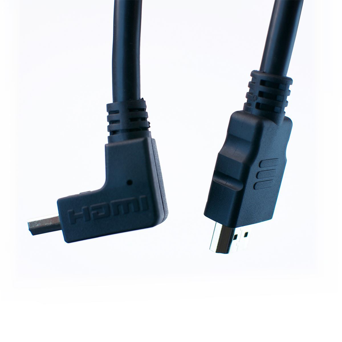 7ft 90° High Speed HDMI Cable with and Ferrite Cores Black